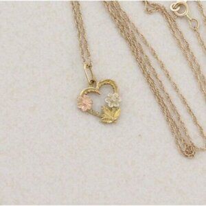 14k Yellow Gold Heart Necklace with Flowers 18" Chain